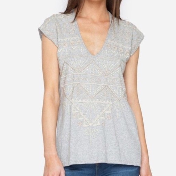 JWLA Johnny Was Grey Colette Deep Scoop V-neck Embroidered Aztec Top Size Medium - Picture 1 of 7